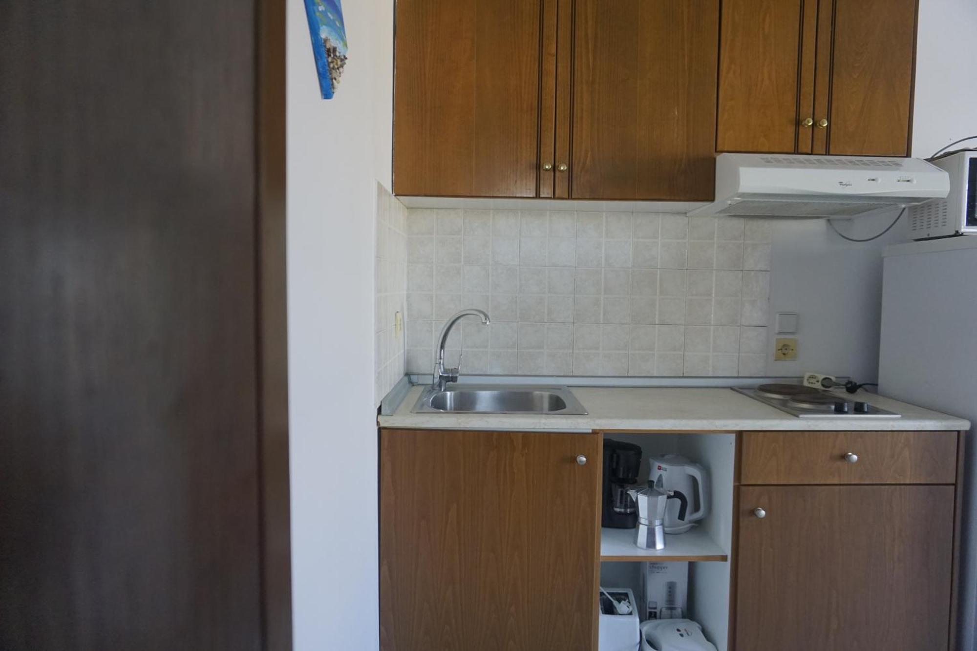 Apartment Nicholas Lardos